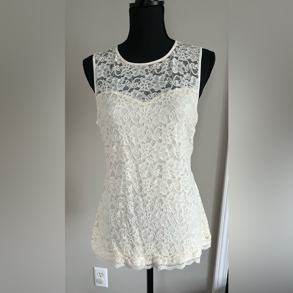 Express women’s tank top with lace detail Large
